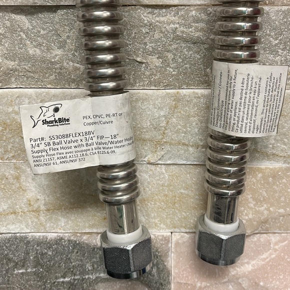 SharkBite 3/4 in. Push-to-Connect x 3/4 in. FIP Water Heater Connection Kit - Picture 5 of 11